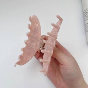 Clip de tiburón de acetato personalizable YuXi, accesorios para el cabello con letras grandes con diamantes de imitación, pinza de pelo de garra de uso diario para mujer - Product Image 3