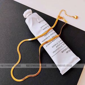 Collier chaîne à maillons pour femme en acier inoxydable, doré brillant, motif géométrique, édition large et plate, inaltérable, tendance et polyvalent - Product Image 2