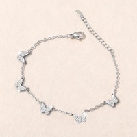 Vente en gros usine transfrontalière Bracelets papillon pour femmes incrustés de diamants en alliage de cuivre plaqué or 18 carats Bijoux tendance pour soirée