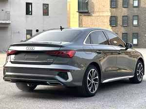 Audi A3L Limousine 35TFSI 1.4T Automatique Version Sport Progressive 2024 Conduite à Gauche 4 Portes 5 <span class=keywords><strong>Places</strong></span> Berline <span class=keywords><strong>Essence</strong></span> Véhicule d'<span class=keywords><strong>Occasion</strong></span> - Product Image 1