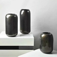 Objets décoratifs pour la maison moderne Vase à fleurs en verre noir et or de luxe artistique Centre de table pour le salon