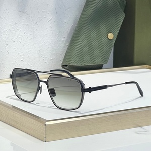 AKO AKS-503 130-142 Occhiali da Sole di Alta Qualità per Uomo e Donna, Design Classico Punk di Lusso in Titanio UV400 - Product Image 6