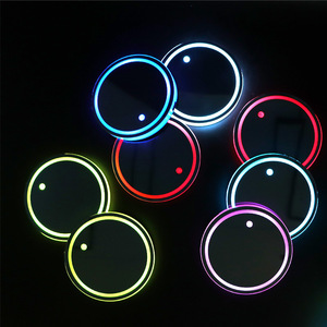 Logo personalizzato LED portabicchieri per auto tappetino USB ricarica impermeabile luce up sottobicchiere per decorazione d'interni accessori per auto - Product Image 4