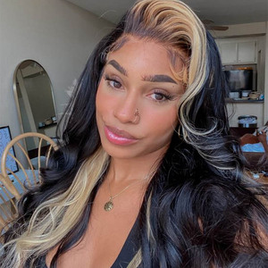 Peluca Negra con Reflejos Rubios 613, Ondas Suaves, Peluca Frontal <span class=keywords><strong>de</strong></span> Encaje 13x4, Línea <span class=keywords><strong>de</strong></span> <span class=keywords><strong>Cabello</strong></span> Natural, Pelucas <span class=keywords><strong>de</strong></span> <span class=keywords><strong>Cabello</strong></span> Humano con Rayas Rubias - Product Image 2