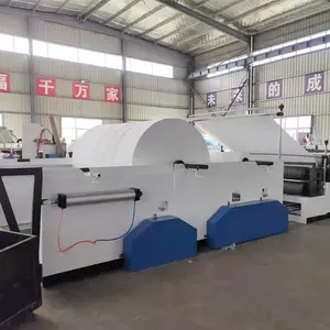 Machine de fabrication de papier hygiénique Ligne de production Rouleau jumbo Machine de rembobinage de papier hygiénique Coupe Emballage pour Offre Spéciale