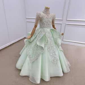 Vestido de Gala para Niñas Wn1790 Verde Menta, con Lentejuelas Plateadas y Flores de Encaje, Largo hasta el Suelo, 100% Poliéster, Cuello Alto - Product Image 2