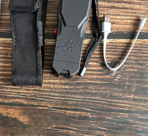 Lampe de poche LED portable haute puissance TW-1902 TYPE Streetwise, outils promotionnels d'autodéfense - Product Image 2