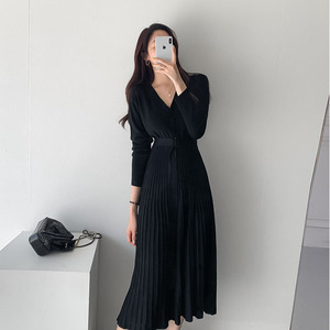 <span class=keywords><strong>Robe</strong></span> <span class=keywords><strong>pull</strong></span> plissée boutonnée à col en V pour <span class=keywords><strong>femme</strong></span>, manches longues, ceinturée, en maille, maxi, élégante, tenue de travail automne-hiver 2026 - Product Image 2