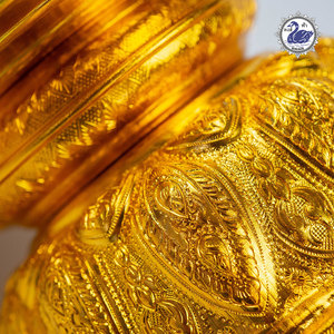 ถาดเสิร์ฟอลูมิเนียมสีเงินแบบดั้งเดิมของไทยทำด้วยมือ2023ดีไซน์ใหม่พร้อมถาดสลักลายนูนแบบอิสระงานแฮนด์เมดในประเทศไทย - Product Image 2