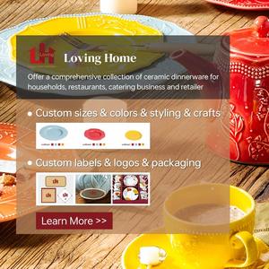 Ensemble de tasses à thé en porcelaine rouge avec motif de Père Noël de Noël populaire, ensemble de tasses à café en céramique de luxe - Product Image 6