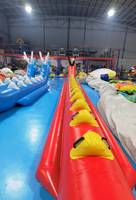 Jeu de remorquage d'eau chaude, bateau-dragon gonflable rouge à une voie, bateau-banane gonflable avec taille personnalisée