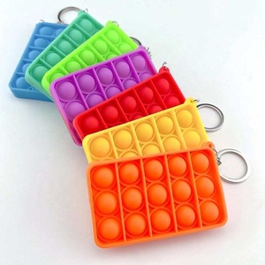 Fidget multicolor Mini square Push <span class=keywords><strong>It</strong></span> Bubble Office Desk Toy Mini portachiavi in Silicone - Product Image 3