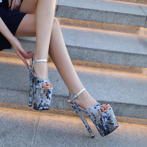 Şık yaz ayakkabı bayanlar striptizci topuklu 20 CM aşırı yüksek topuklu Stilettos seksi <span class=keywords><strong>Platform</strong></span> sandaletler kutup dans ayakkabıları kadın - Product Image 2