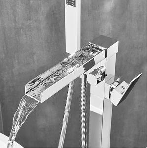 <span class=keywords><strong>Robinet</strong></span> de baignoire et de douche à montage au sol <span class=keywords><strong>noir</strong></span> <span class=keywords><strong>mat</strong></span> <span class=keywords><strong>Robinet</strong></span> de baignoire cascade à poignée unique Remplisseur de baignoire autoportant <span class=keywords><strong>avec</strong></span> <span class=keywords><strong>douchette</strong></span> à main - Product Image 2