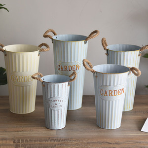Tin Flower Bucket With Handle Garden <b>Vase</b> Round Iron Floor <b>Standing</b> Desktop Decorative <b>Vase</b> For Home Or Flower Shop - Product Image 4