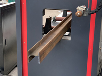 Machine de découpe plasma CNC avec moteur servo et bras robotisé pour la découpe de tuyaux et de tôles métalliques 220V/380V
