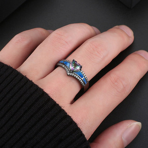 Anello Vintage con Design Barocco a Cuore Colorato per Donne - Product Image 2