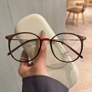 Montures de lunettes rondes minimalistes coréennes pour femmes, verres PC anti-lumière bleue, taille moyenne avec rivets à points Q3 83083 - Product Image 3
