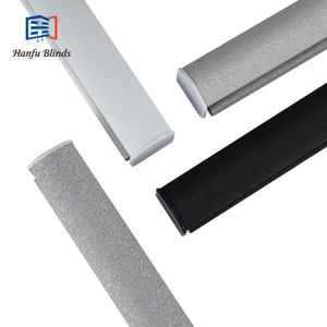 أسطوانة نافذة أو لف ظلال أو الستائر مع مجموعة قضبان السكك الحديدية العلوية لمكتب الفنادق - Product Image 1