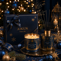 Pabrik AIKUN Grosir Set Lilin Aroma Kedelai dan Reed Diffuser Wangi Kustom untuk Set Kotak Hadiah Gaya Natal Premium