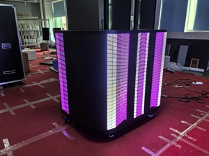 Console <span class=keywords><strong>DJ</strong></span> mobile LED personnalisée avec écran incurvé, table de façade de console <span class=keywords><strong>DJ</strong></span> portable professionnelle - Product Image 3