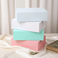 Dossiers magnétiques pliables de luxe en carton recyclé, personnalisables avec estampage, structure à clapet magnétique, vente en gros