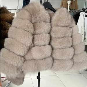 Giacca invernale in pelliccia sintetica da donna di moda 2026 cappotti caldi personalizzati da donna outweed prezzo di fabbrica della volpe - Product Image 3