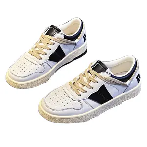 Vendita calda in vera pelle Unisex tedesco Trainer scarpe comode da passeggio scarpe da donna Sneakers