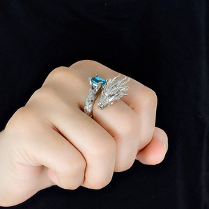 Anello Aperto a Forma di Drago con Zircone Quadrato per Donne, Gioiello da Dito Audace e Scintillante alla Moda - Product Image 3