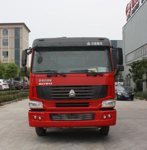 <span class=keywords><strong>Camion</strong></span>-citerne <span class=keywords><strong>de</strong></span> lutte contre l'incendie SINOTRUK HOWO 6x4 <span class=keywords><strong>de</strong></span> 14 000 L, 14 m³ <span class=keywords><strong>de</strong></span> capacité, avec pompe à eau haute pression, prix usine - Product Image 5