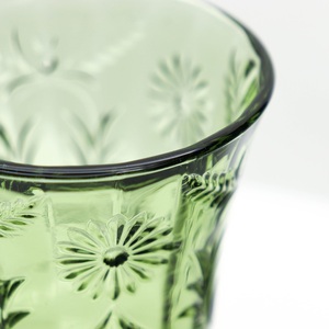 Copa de Vidrio Floral en Relieve Vintage, Copas de Vino Transparentes y de Colores para Bodas y Fiestas, Vajilla Elegante - Product Image 4