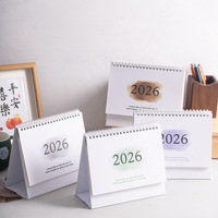 Nouveau Calendrier de Bureau 2026 Compact et Frais avec Horloge LCD, Mémo en Papier Imperméable, Couleurs Dégradées, Version Anglaise