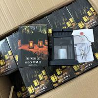Lanterne Solaire Portable Vintage Mini LED Suspendue, Alimentée par Énergie Solaire, Bougie Électronique, Veilleuse pour Camping et Patio - Vente en Gros Usine