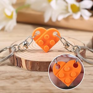Llavero de Ladrillo con Forma de Corazón para Parejas, Llavero con Colgante de Ladrillo en Forma de Corazón para Mujeres y Hombres, Joyería - Product Image 4