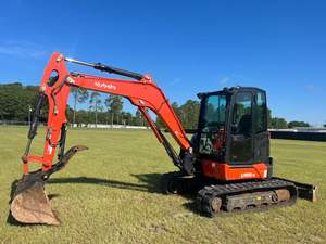 Machines japonaises certifiées CE avec godet Kubota bon état U55 mini pelleteuse 5.5 tonnes pelle sur chenilles d'occasion - Product Image 5