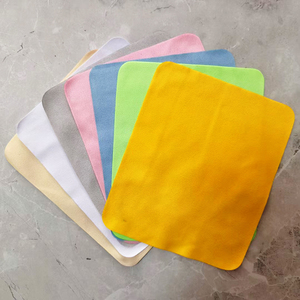 Chiffonnette de nettoyage pour <span class=keywords><strong>lunettes</strong></span> et écrans en microfibre suédée, personnalisable avec logo d'entreprise - Product Image 3