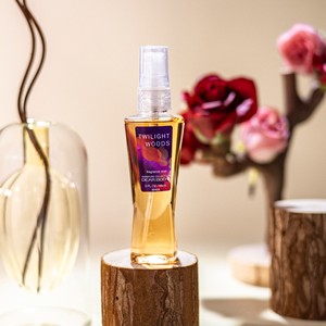 Loción Corporal con Fragancia <span class=keywords><strong>de</strong></span> Maderas Tropicales, Crema para el <span class=keywords><strong>Cuidado</strong></span> <span class=keywords><strong>de</strong></span> la Piel que Equilibra y Unifica el Tono, Lociones Perfumadas - Product Image 3