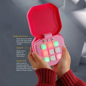 Nouveaux jeux de puzzle portables EPT, jeux électroniques de tic-tac-toe pour la croissance de la mémoire éducative - Product Image 5