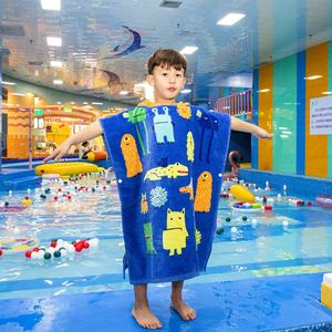 Serviette poncho carrée en coton doux, lavable, respirant, résistant à la transpiration, imprimée numériquement, avec logo personnalisé pour enfants - Product Image 1