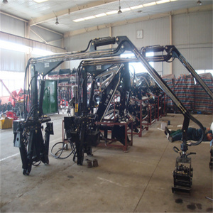 Remorque forestière agricole pour le transport de bois avec grue à grappin et composants essentiels de transmission - Product Image 6