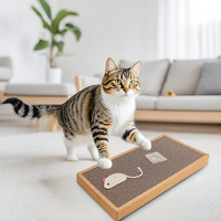 Vente en gros transfrontalière usine Zhejiang : Griffoir pour chat en carton ondulé durable, anti-ennui, avec herbe à chat et souris décorées