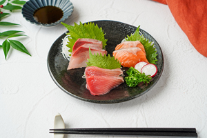 Assiettes japonaises OEM personnalisées spéciales en céramique pour le dîner de restaurant avec glaçure résistante aux rayures - Product Image 4