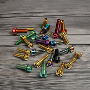 Tornillos <span class=keywords><strong>de</strong></span> Aleación <span class=keywords><strong>de</strong></span> Titanio Anodizado Resistentes a la Corrosión, Adecuados para Aplicaciones Aeroespaciales y Automotrices - Product Image 6