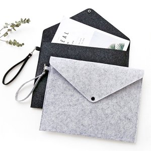 Carpeta A4 De Fieltro Gris Claro 'Corazón' | Organizadora Para Cuadernos, Documentos, Notas Y Proyectos | Con Soporte Para Bolígrafo Y Cierre Elástico