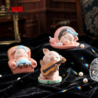 Figurines d'animaux en résine écologiques peintes à la main Roogo à bas prix, design confortable et décontracté, mini figurines pour cadeau