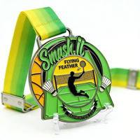 Badge d'honneur de finaliste de badminton en alliage de zinc avec poudre scintillante, emballage personnalisé, fourniture directe d'usine, stable