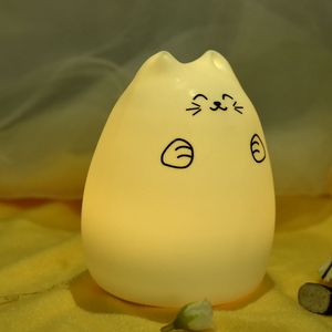 Lampada da Comodino LED Morbida e Portatile per Bambini, Luce Calda, 7 Colori, Ricaricabile, Design a Gatto in Silicone Senza BPA - Product Image 5