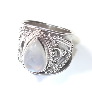 925 Sterling Silver Cocktail Ring With Natural Rainbow Moonstone Bezel Set Bohemian Style Statement Jewelry Unisex Everyday Wear - Product Image 2