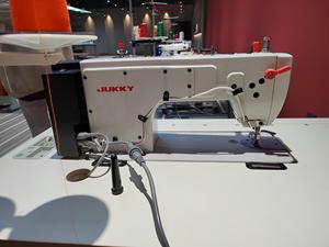 JUKKY 9808T New Industrial Automatic <b>Thread</b> Digital Sewing Machine High-Speed Direct Drive Feed <b>Lock</b> Stitch Home Use Garment - Product Image 3