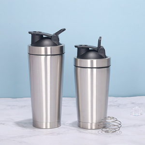 Garrafa <span class=keywords><strong>Shaker</strong></span> de Aço Inoxidável OEM 600ml/750ml para Academia, Isolada a Vácuo com Isolamento Térmico de 12-24h, Formato Ergonômico e Mixer - Product Image 2